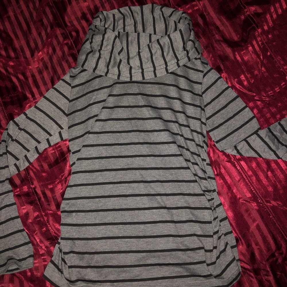 Maternity shirt